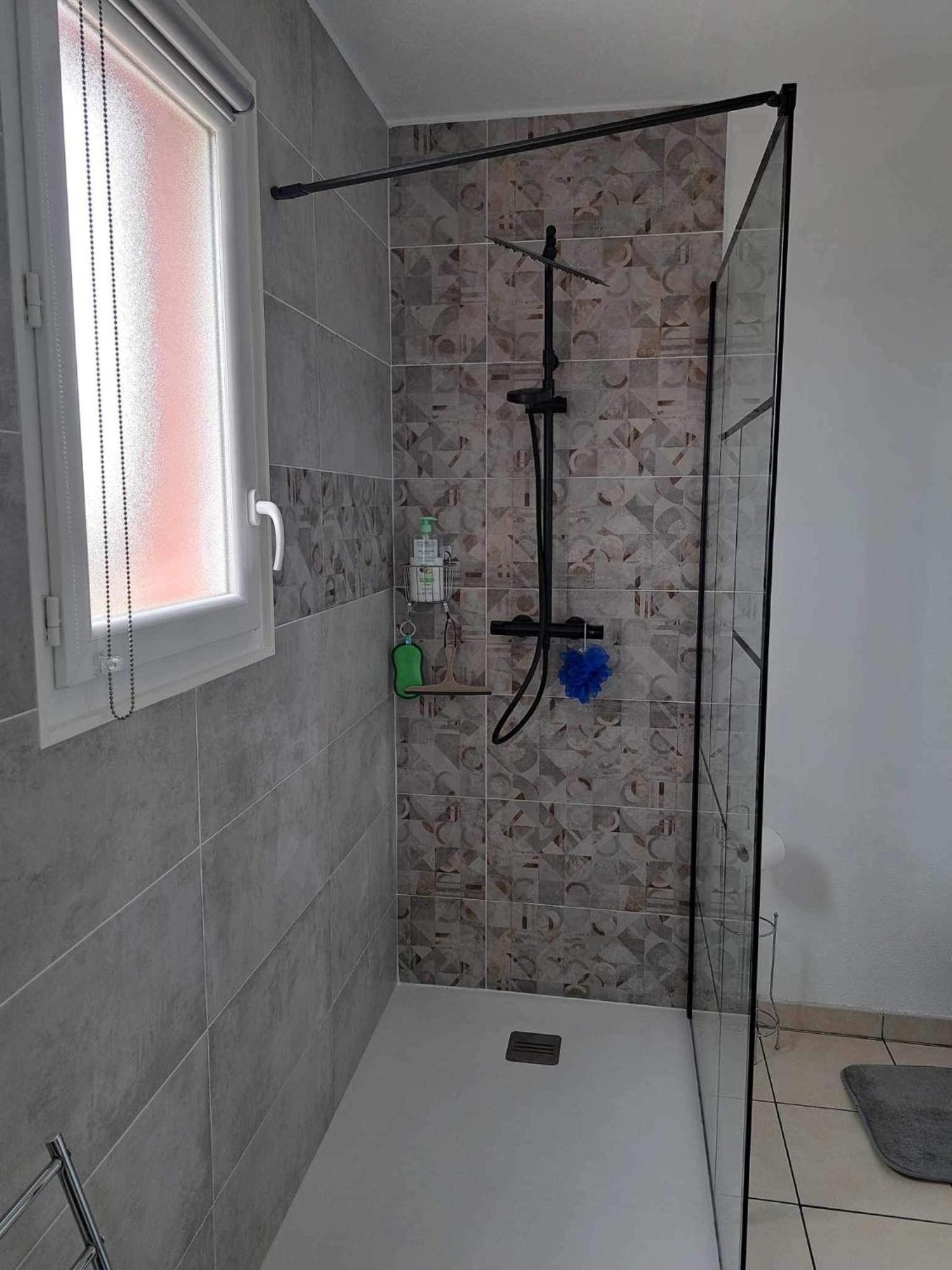 Logement Entier, Calme, Hyper Equipe Сен-Лоран-де-ла-Саланк Экстерьер фото