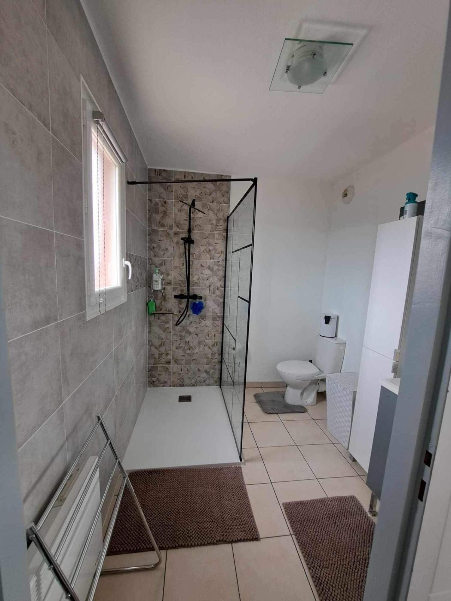 Logement Entier, Calme, Hyper Equipe Сен-Лоран-де-ла-Саланк Экстерьер фото
