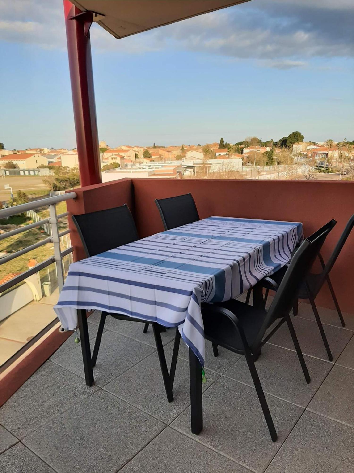 Logement Entier, Calme, Hyper Equipe Сен-Лоран-де-ла-Саланк Экстерьер фото